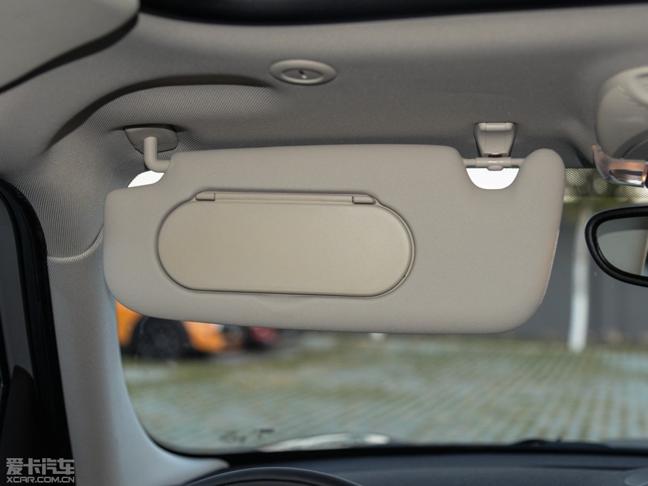 2015MINI 5-DOOR COOPER Fun