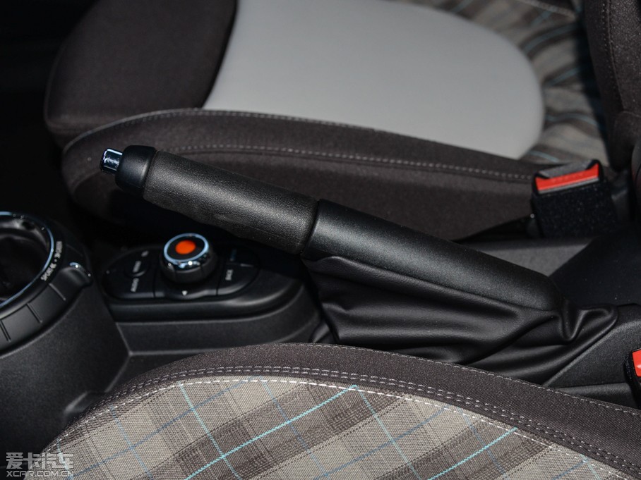 2015MINI 5-DOOR COOPER Fun