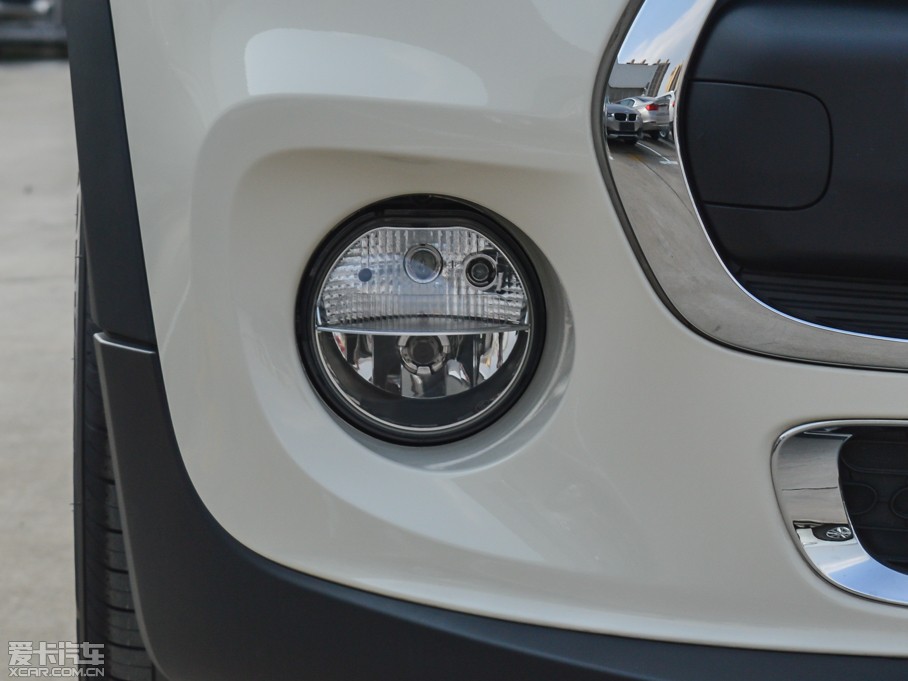 2015MINI 5-DOOR ONE MT