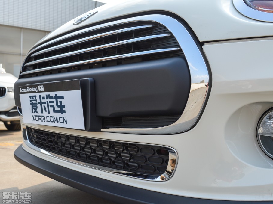 2015MINI 5-DOOR ONE MT