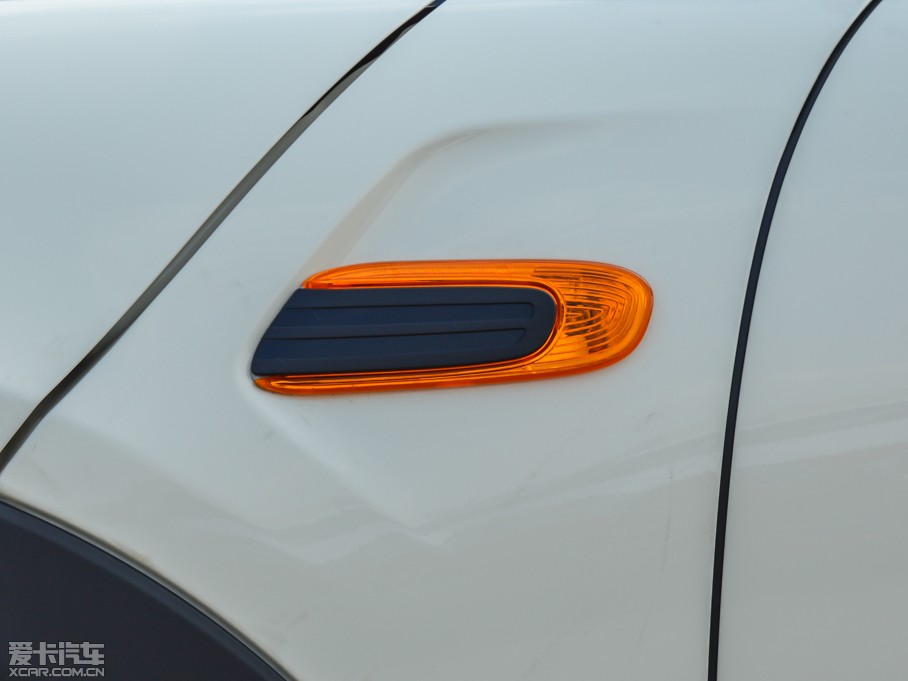 2015MINI 5-DOOR ONE MT