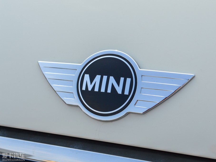 2015MINI 5-DOOR ONE MT