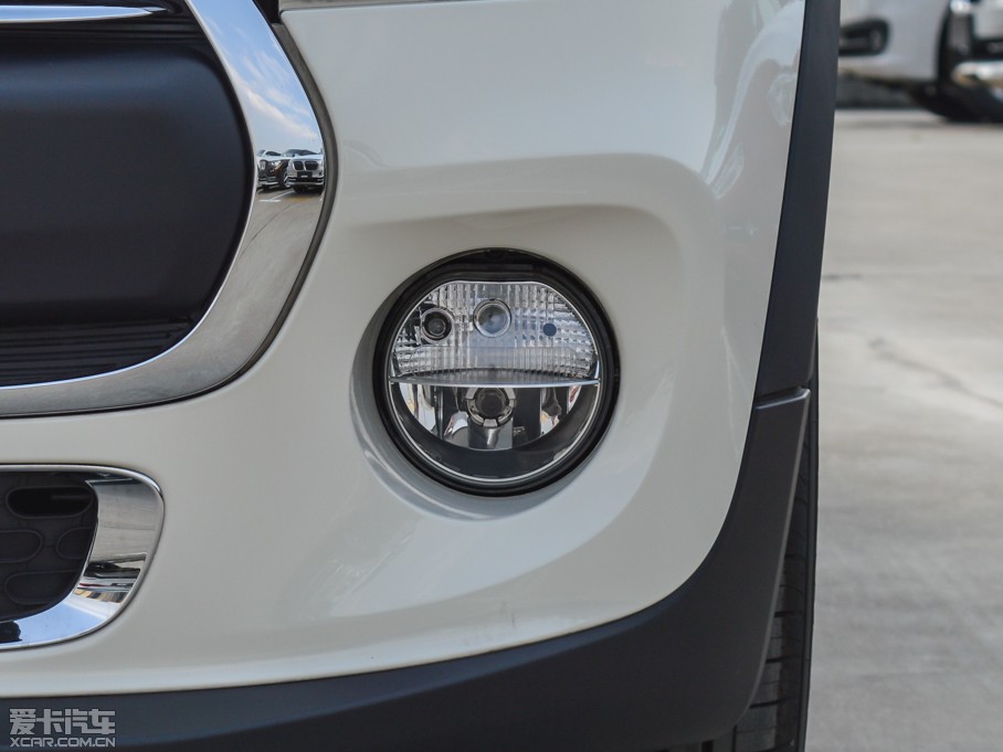 2015MINI 5-DOOR ONE MT