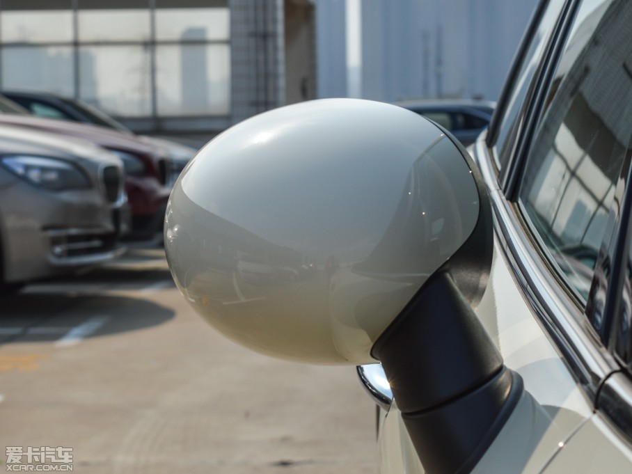 2015MINI 5-DOOR ONE MT