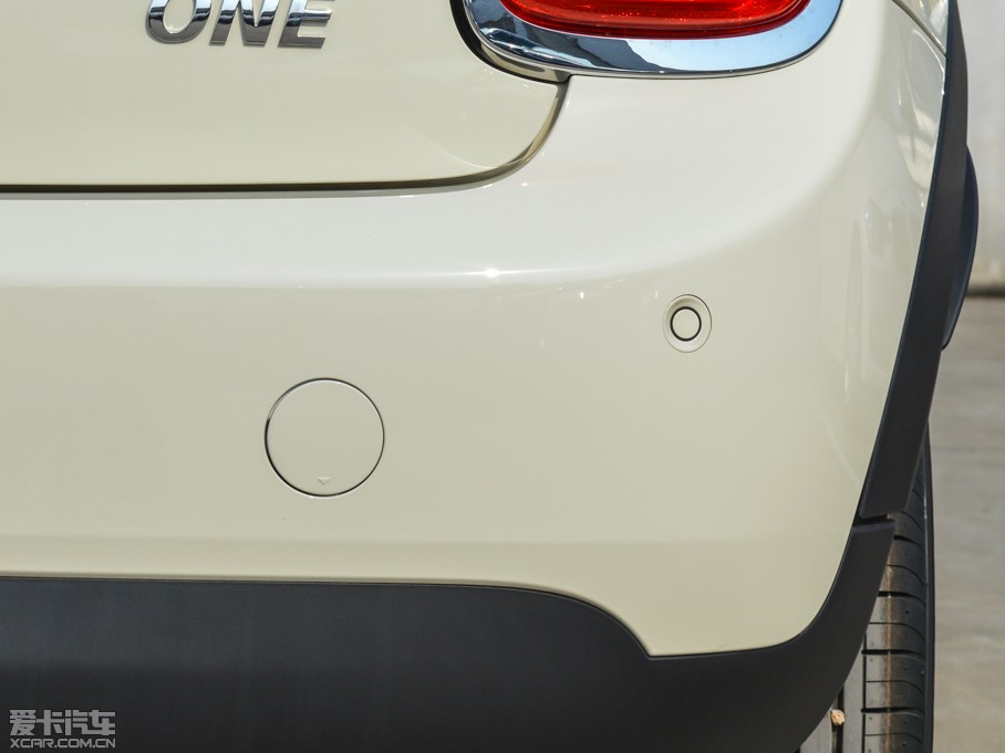 2015MINI 5-DOOR ONE MT