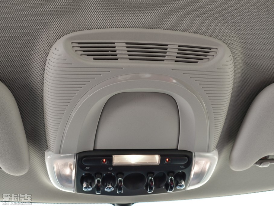 2015MINI 5-DOOR ONE MT