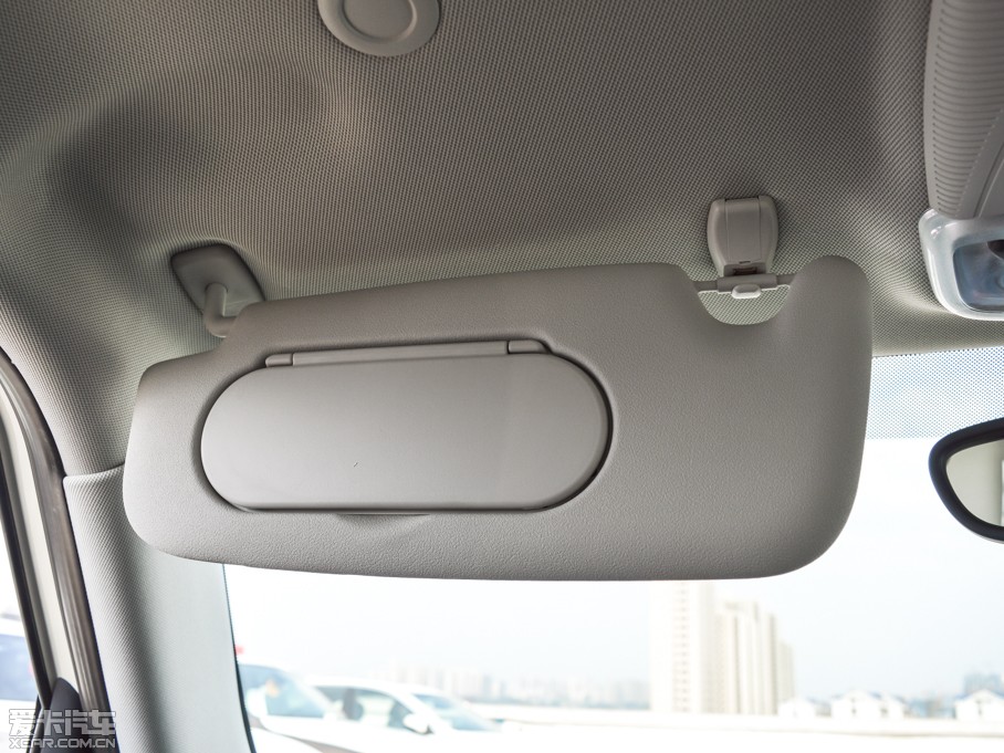 2015MINI 5-DOOR ONE MT