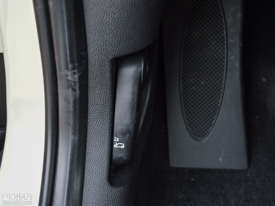 2015MINI 5-DOOR ONE MT