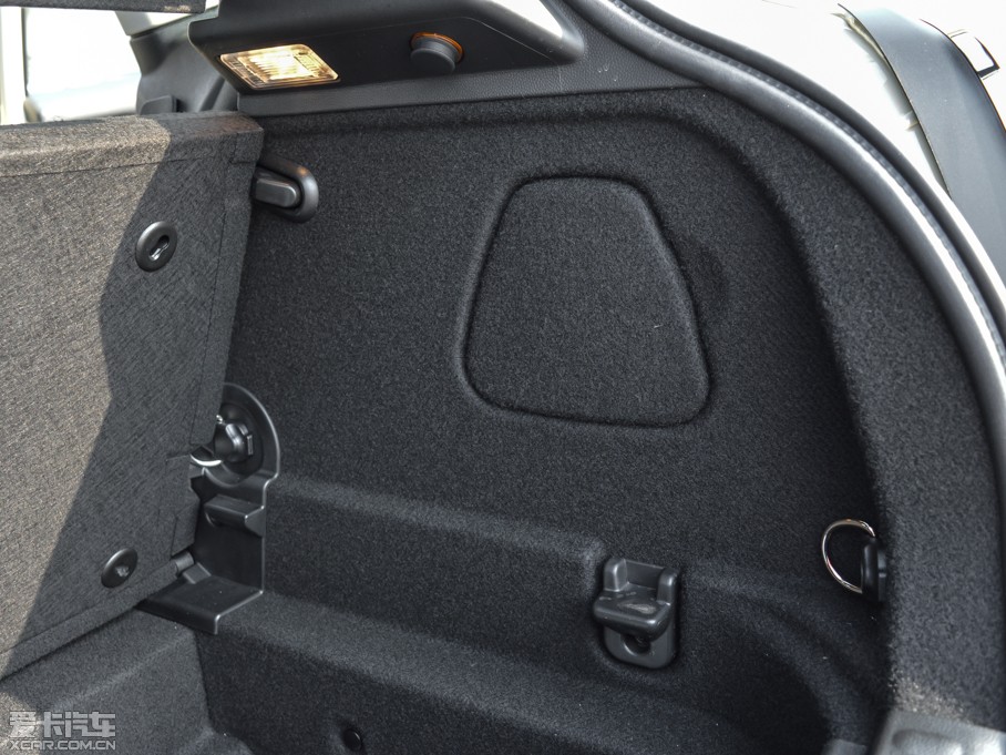 2015MINI 5-DOOR ONE MT