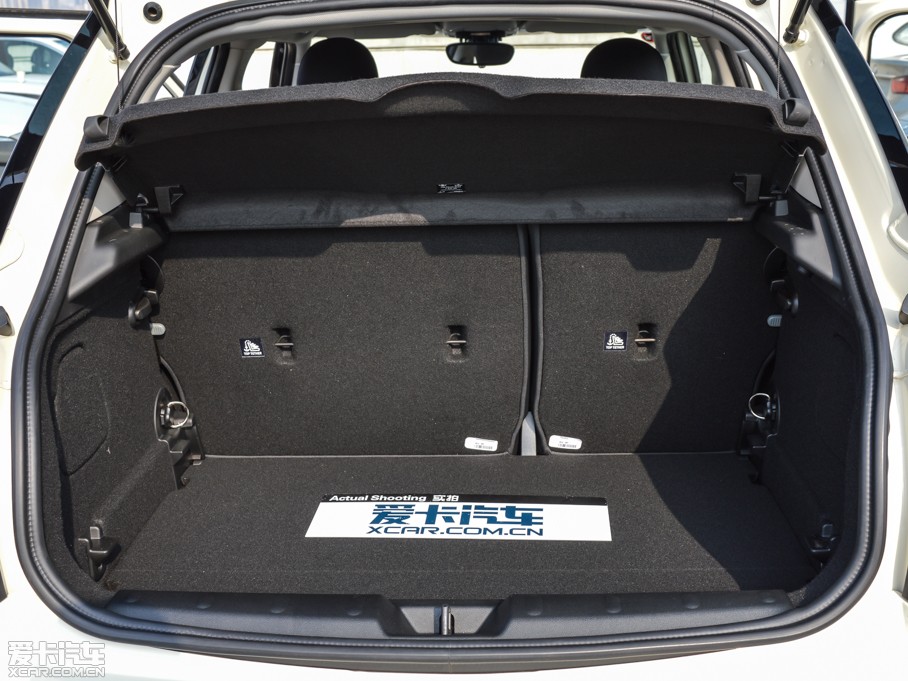 2015MINI 5-DOOR ONE MT