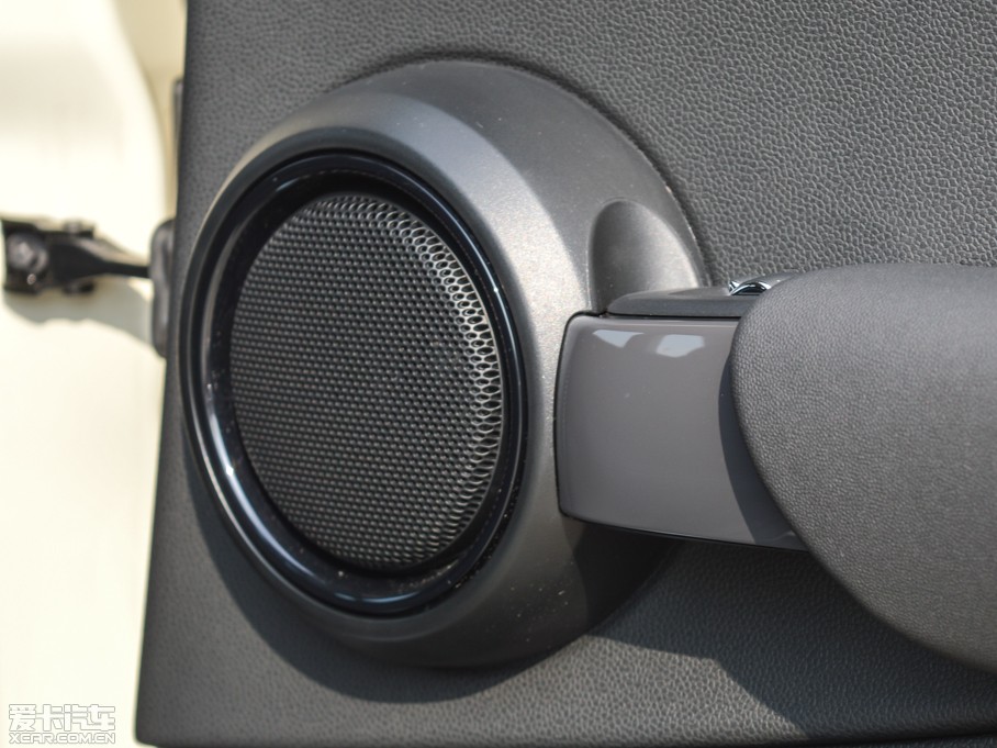 2015MINI 5-DOOR ONE MT