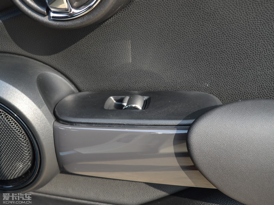 2015MINI 5-DOOR ONE MT