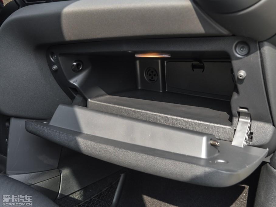 2015MINI 5-DOOR ONE MT