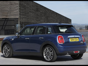 20155-DOOR COOPER w^