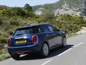 20155-DOOR COOPER w^