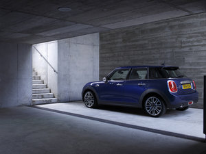 20155-DOOR COOPER w^