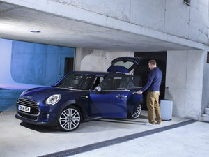 20155-DOOR COOPER w^