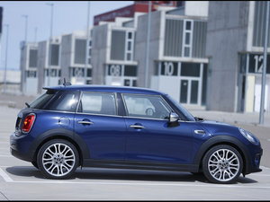 20155-DOOR COOPER w^