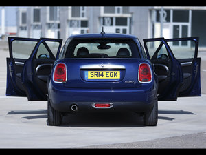 20155-DOOR COOPER w^