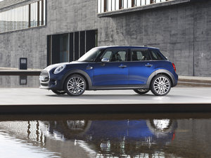 20155-DOOR COOPER w^