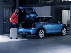 20155-DOOR COOPER S g