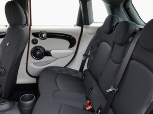 20155-DOOR COOPER S g