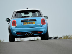 20155-DOOR COOPER SD w^