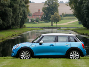 20155-DOOR COOPER SD w^