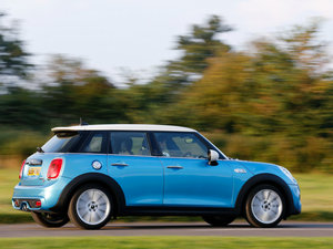 20155-DOOR COOPER SD w^