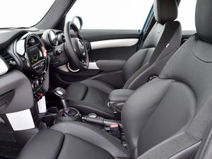 2015款5-DOOR COOPER SD 空间座椅