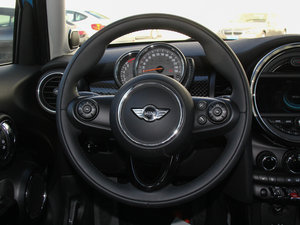 2015款5-DOOR COOPER S 方向盘