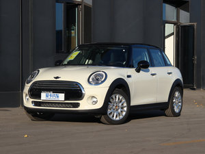 2015款5-DOOR COOPER Excitement 左前45度