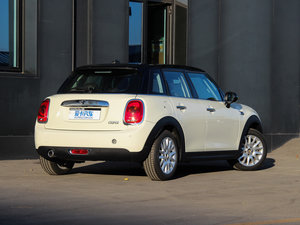 2015款5-DOOR COOPER Excitement 整体外观