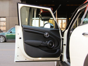 2015款5-DOOR COOPER Excitement 驾驶位车门