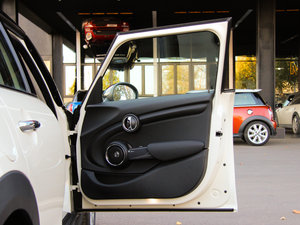 20155-DOOR COOPER Excitement g