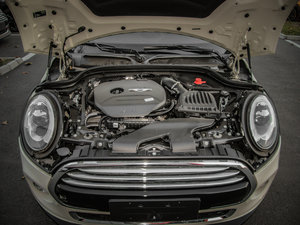 2015款5-DOOR COOPER Excitement 发动机