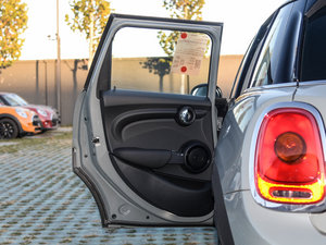 2015款5-DOOR COOPER Fun 左后车门