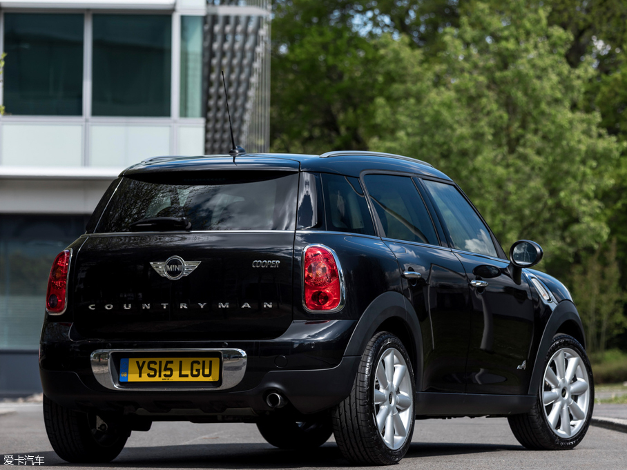 2015MINI COUNTRYMAN ALL4 Business