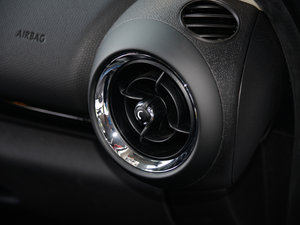 2015款COOPER S All 4 进藏限量版 中控区