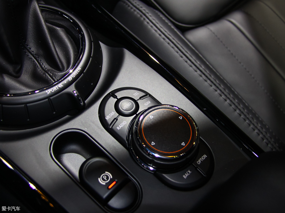 2016MINI CLUBMAN COOPER S CLUBMAN