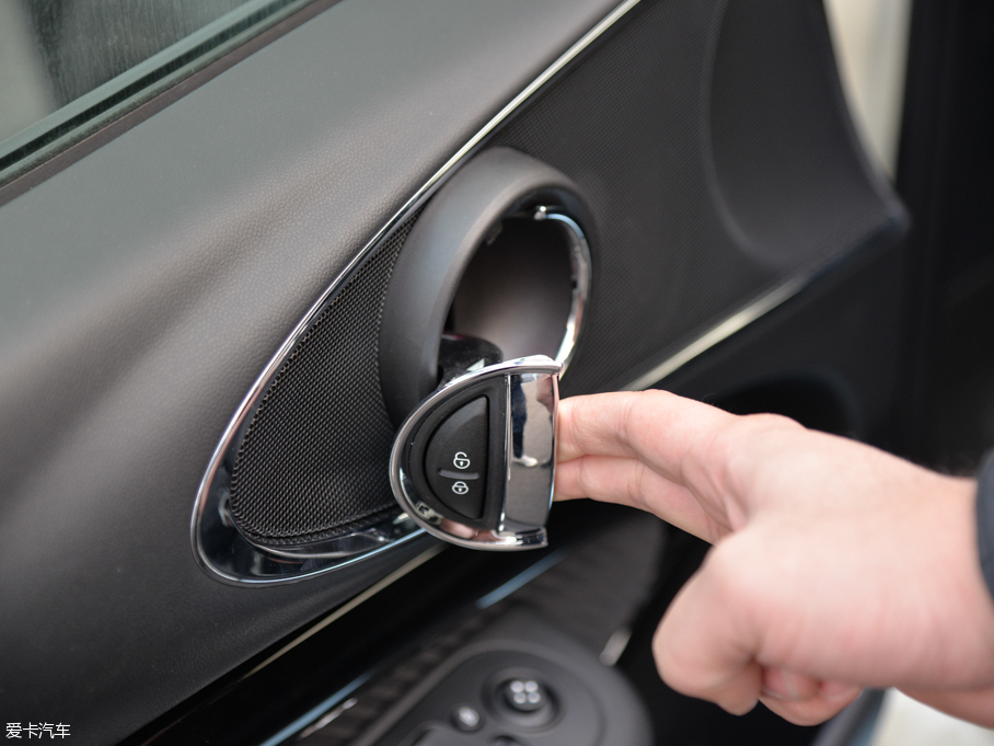 2016MINI CLUBMAN COOPER S CLUBMANO