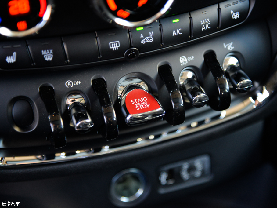 2016��MINI CLUBMAN COOPER S CLUBMAN�O��