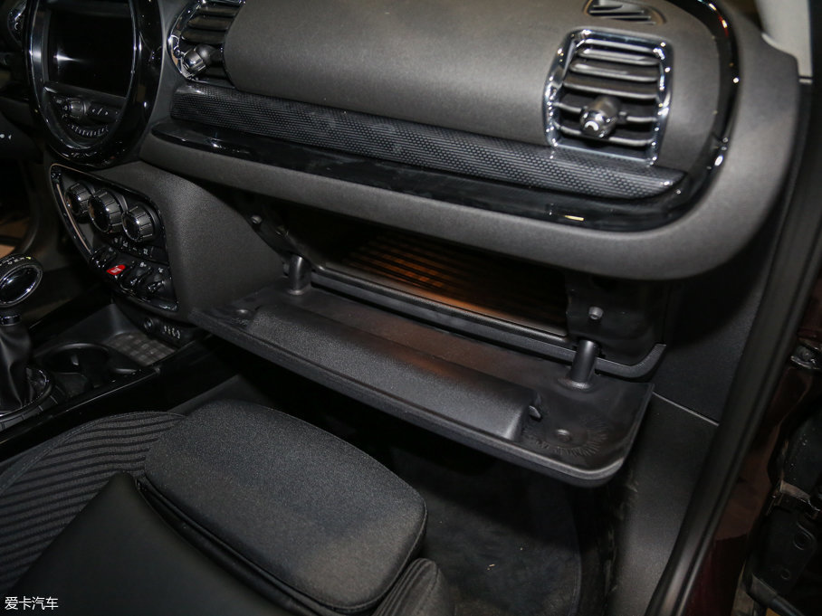 2016��MINI CLUBMAN �Ŀ� COOPER S CLUBMAN�O�Ͱ�