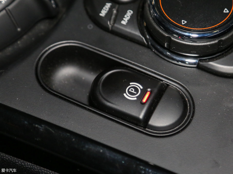 2016MINI CLUBMAN Ŀ COOPER S CLUBMANOͰ