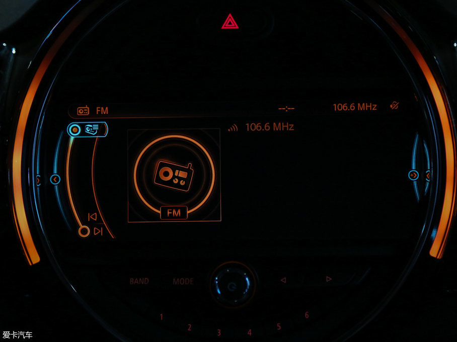 2016��MINI CLUBMAN �Ŀ� COOPER S CLUBMAN�O�Ͱ�