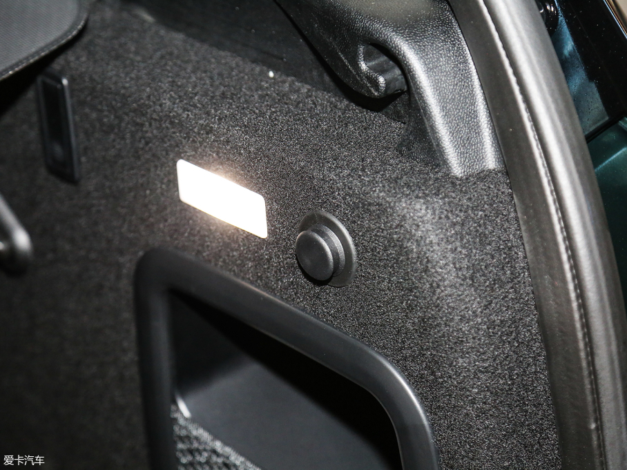 2016MINI CLUBMAN Ŀ COOPER CLUBMANbpҰ