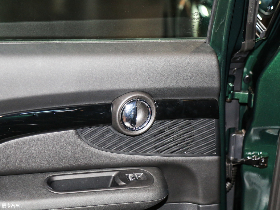 2016MINI CLUBMAN Ŀ COOPER CLUBMANbpҰ