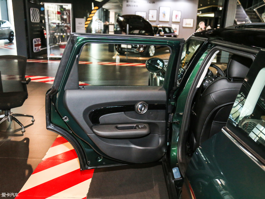 2016MINI CLUBMAN Ŀ COOPER CLUBMANbpҰ