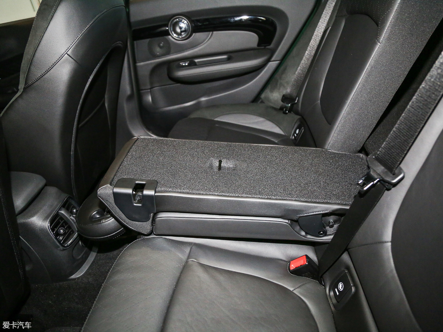 2016MINI CLUBMAN Ŀ COOPER CLUBMANbpҰ