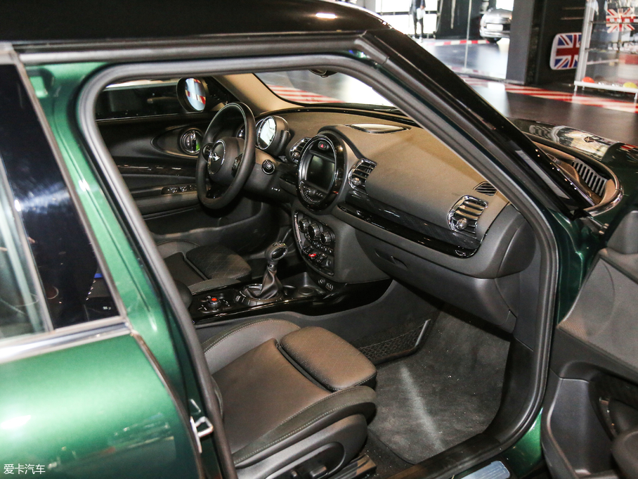 2016MINI CLUBMAN Ŀ COOPER CLUBMANbpҰ